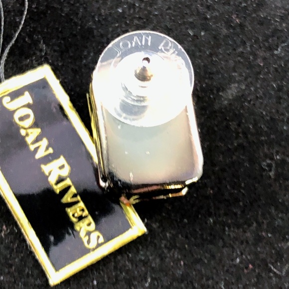 Joan Rivers 10CT TW Citrine Stud Earrings - Picture 3 of 3